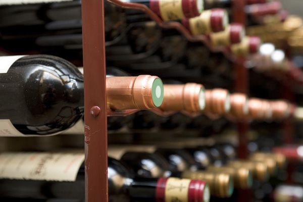 ¿QUIÉN PROBARÁ EL VINO? 4 ¿QUIÉN PROBARÁ EL VINO? como guardar el vino